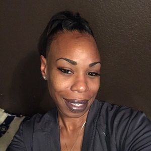 Meet your Posher, Charlynn